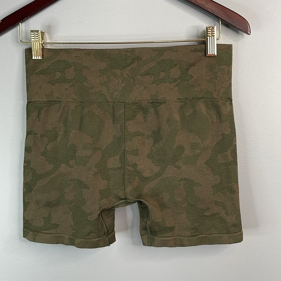 Gymshark Adapt Camo Seamless Shorts Victory Force Green Size Large - Picture 5 of 9